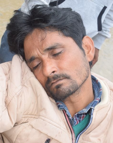 फोटो-6 घायल मनोज