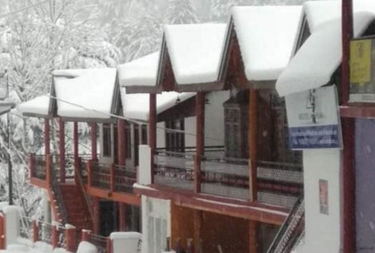 Pembaruan Cuaca Uttarakhand Hari Ini: Hujan Dan Salju Di Banyak Daerah, Dingin Meningkat