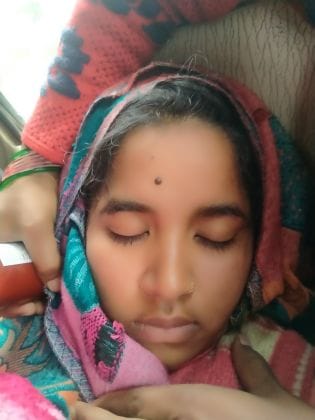 नसरीन। संवाद