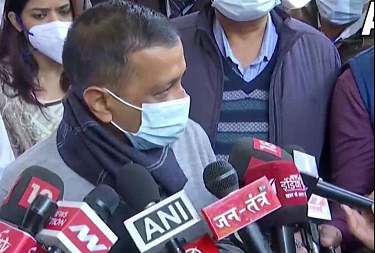 Delhi Cm Arvind Kejriwal visite l’hôpital Lnjp et voit les préparatifs de Covid dire qu’il n’y a pas de verrouillage dans la ville