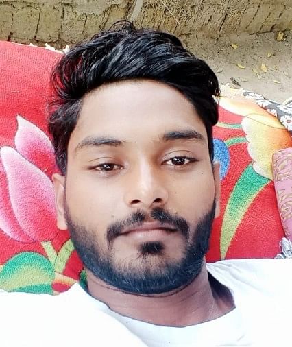 Loader Tak Terkendali Digulingkan Di Jainpur Di Jalan Raya Kanpur Jhansi, Pedagang Hewan Meninggal