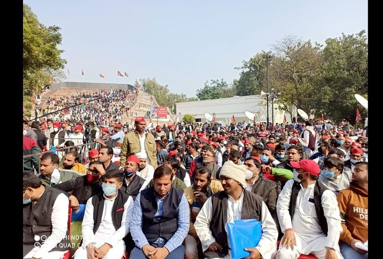 Pemilihan UP: Chandrashekhar mencapai untuk bertemu Akhilesh Yadav, ada diskusi tentang kursi di aliansi Pemilihan Atas: Chandrashekhar Mencapai Bertemu Akhilesh Yadav, Ada Diskusi Tentang Kursi Di Aliansi
