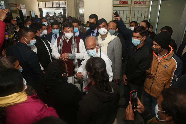 Inspection de Sth Haldwani par Cm Dhami – Le ministre en chef Dhami est arrivé pour inspecter le Dr Sushila Tiwari Government Medical College