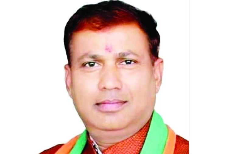 Shikohabad Mla Mukesh Verma Bergabung dengan Partai Samajwadi Di Lucknow