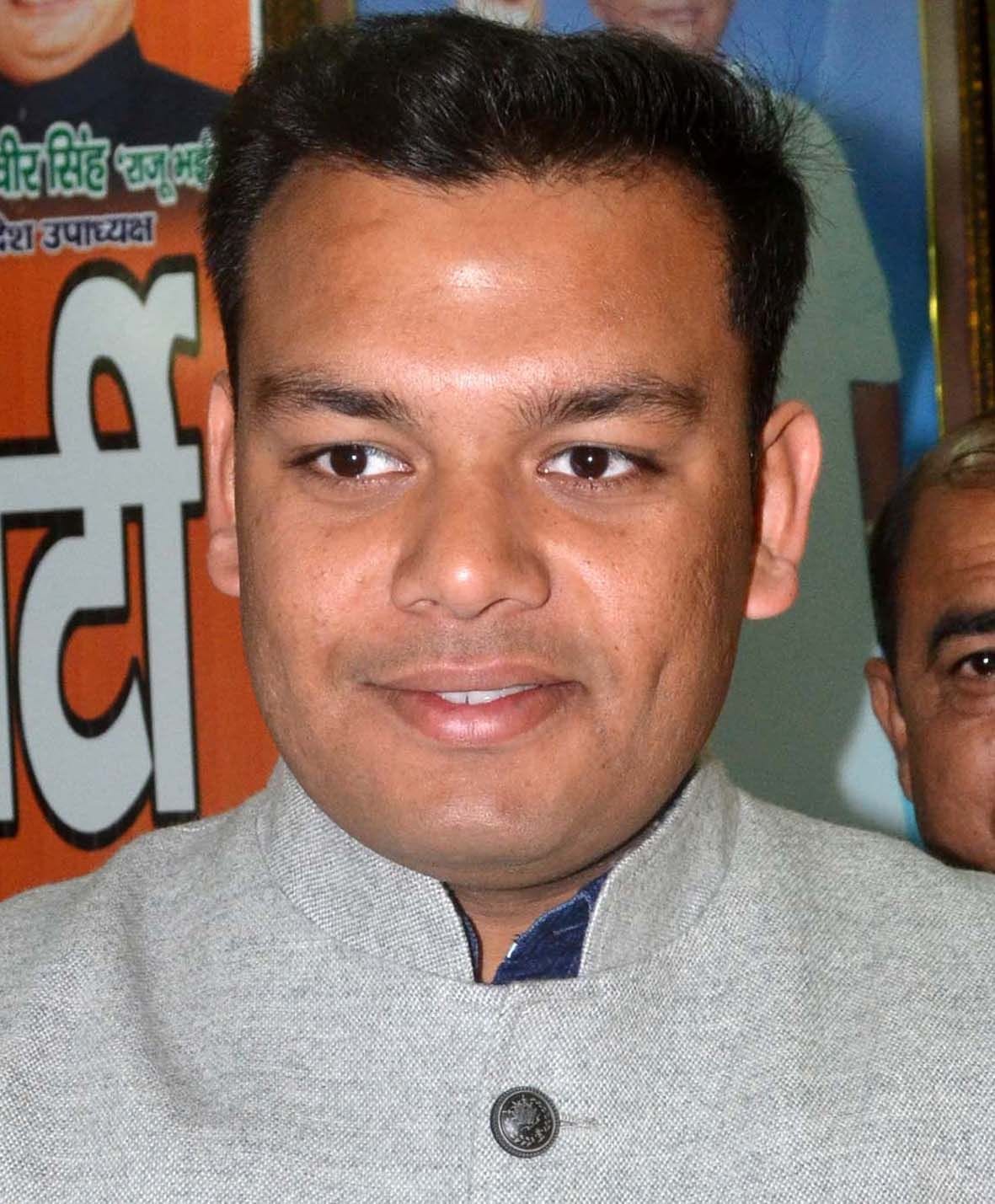 अतरौली से भाजपा प्रत्याशी संदीप सिंह। अतरौली से भाजपा प्रत्याशी संदीप सिंह।