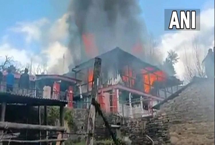 Un incendie s’est déclaré dans une maison du district de Chirgaon Rohru Shimla
