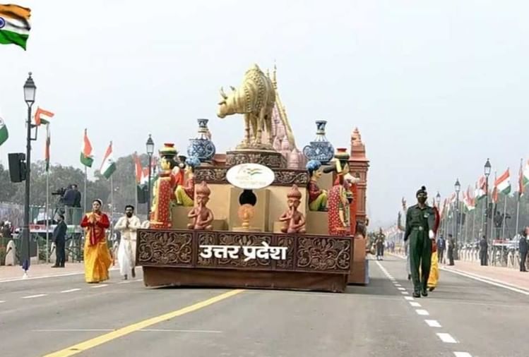 Republic Day Parade 2022: राजपथ पर भव्य काशी विश्वनाथ धाम की झांकी देख लोग हुए अभिभूत, यहां जानें सब कुछ 26 January Republic day parade 2022: Kashi Vishwanath Dham Tableau on Rajpath see photos