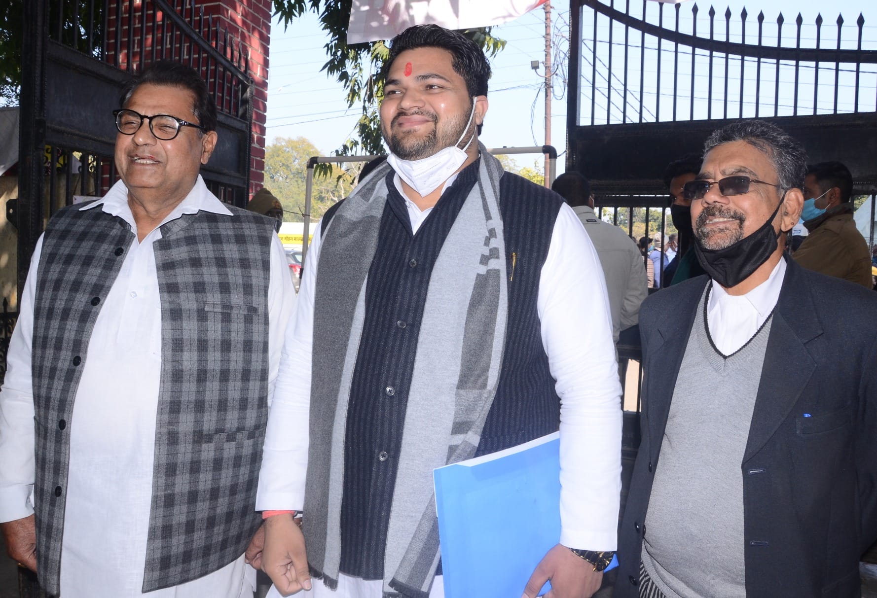 नामांकन कराने पहुंचे बिल्सी सीट से कांग्रेस प्रत्याशी अंकित चौहान। संवाद नामांकन कराने पहुंचे बिल्सी सीट से कांग्रेस प्रत्याशी अंकित चौहान। संवाद