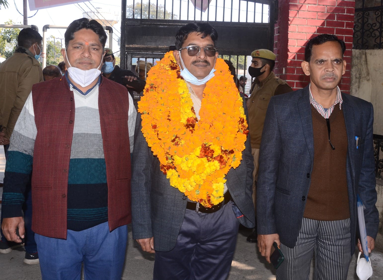 नामांकन कराने पहुंचे बिसौली सीट से बसपा प्रत्याशी जयपाल सिंह। संवाद नामांकन कराने पहुंचे बिसौली सीट से बसपा प्रत्याशी जयपाल सिंह। संवाद