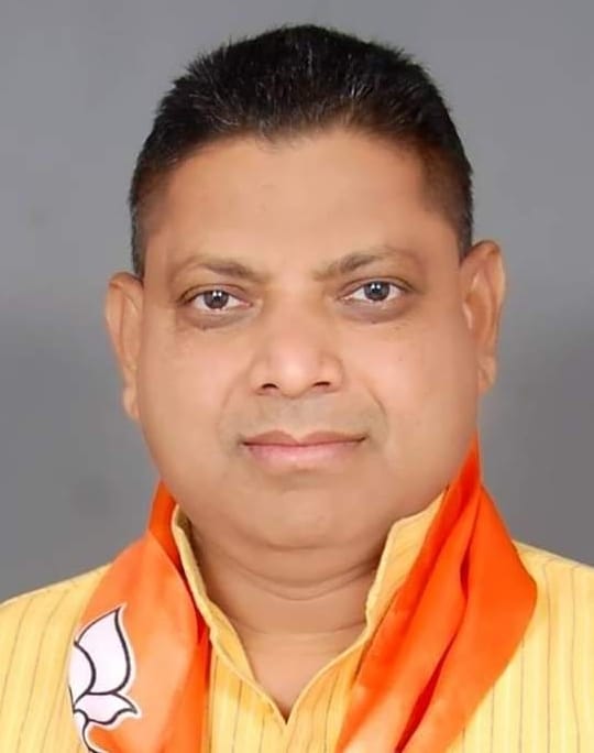 ओमकुमार। ओमकुमार।