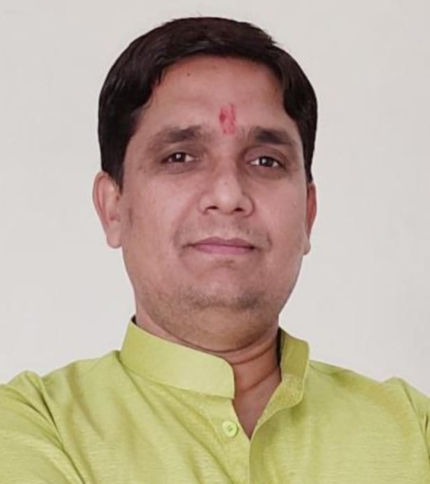 नगीना के पंडर त सचिन शर्मा। नगीना के पंडर त सचिन शर्मा।