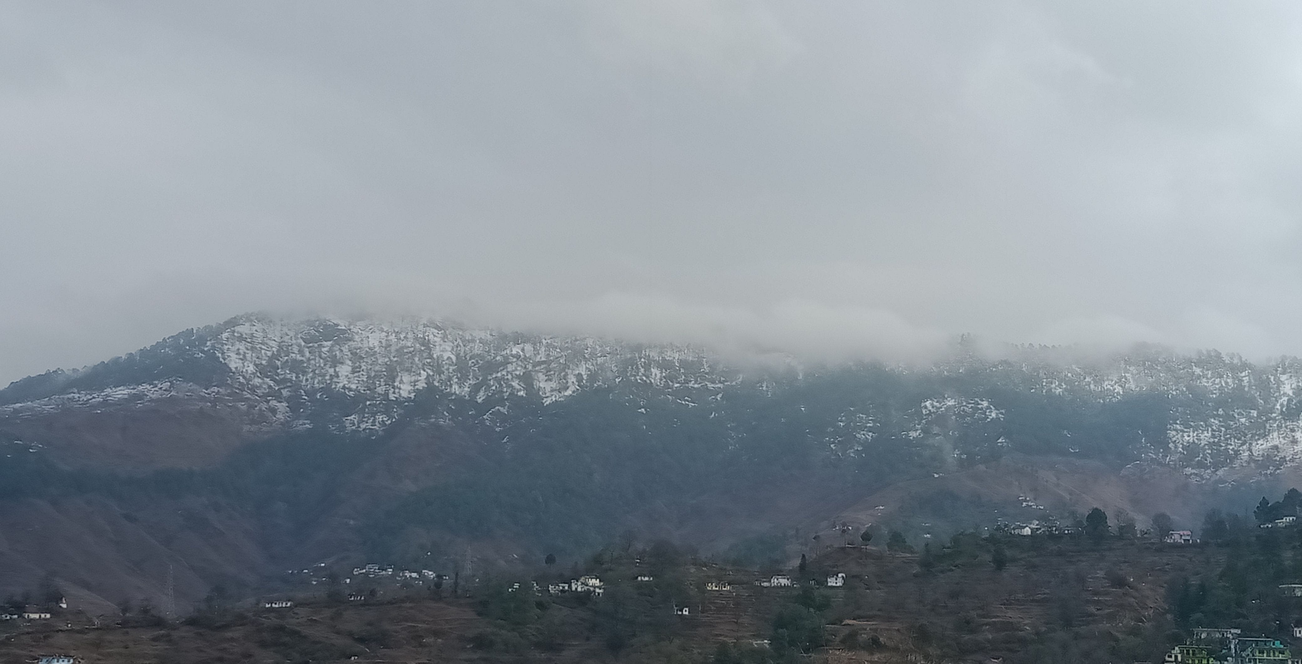 अल्मोड़ा कोसी घाटी से कसार देवी का विहंगम दृश्य फोटो हेमंत बिष्ट अल्मोड़ा कोसी घाटी से कसार देवी का विहंगम दृश्य फोटो हेमंत बिष्ट