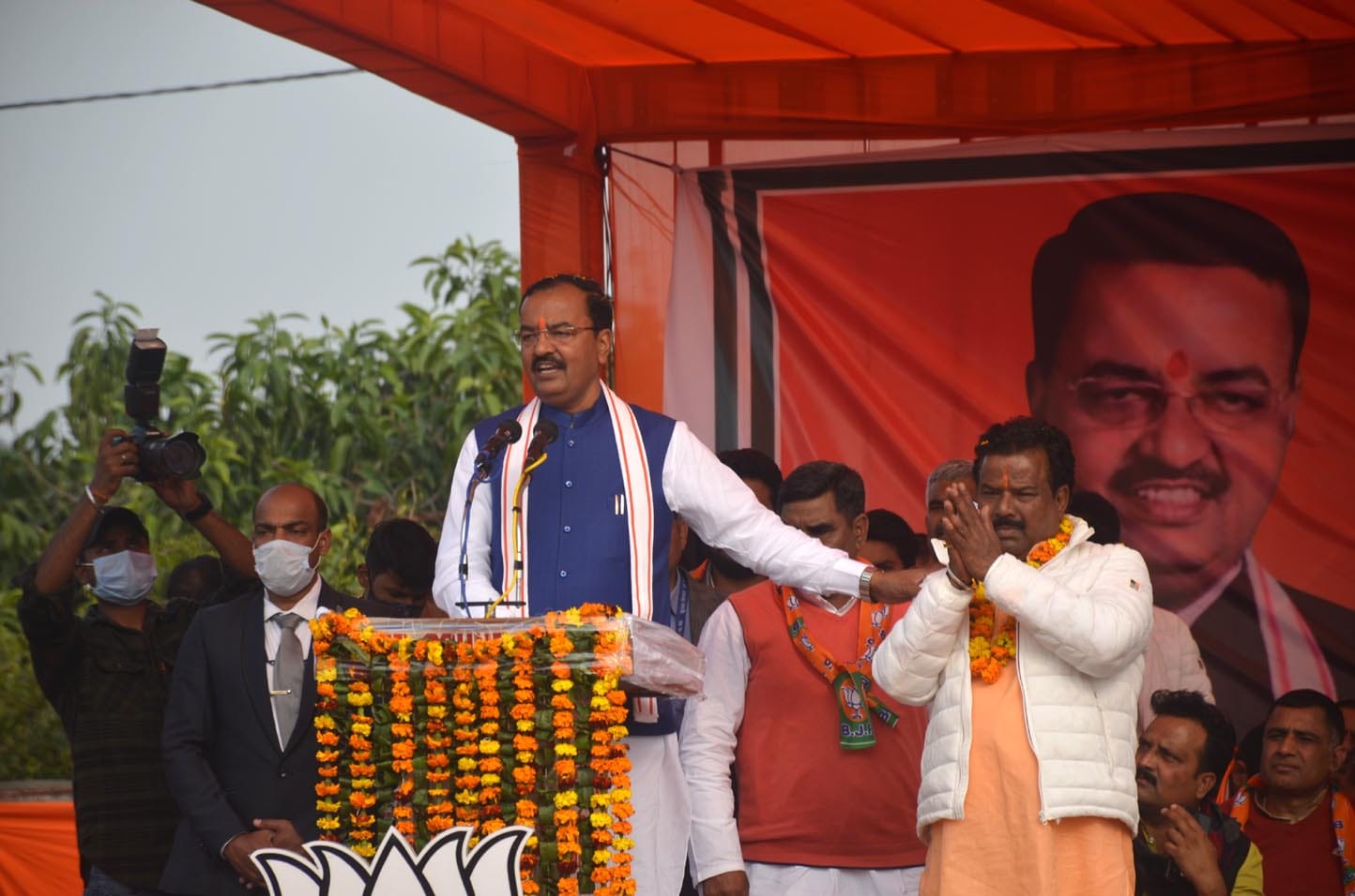 मोरना में आयोजित रैली को संबोधित करते उप मुख्यमंत्री केशव प्रसाद मौर्य। मोरना में आयोजित रैली को संबोधित करते उप मुख्यमंत्री केशव प्रसाद मौर्य।