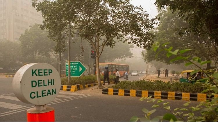 Pollution in Delhi-NCR: अगले दो दिन में खराब श्रेणी में पहुंचेगी हवा की गुणवत्ता, ग्रेनो की वायु सबसे ‘जहरीली’