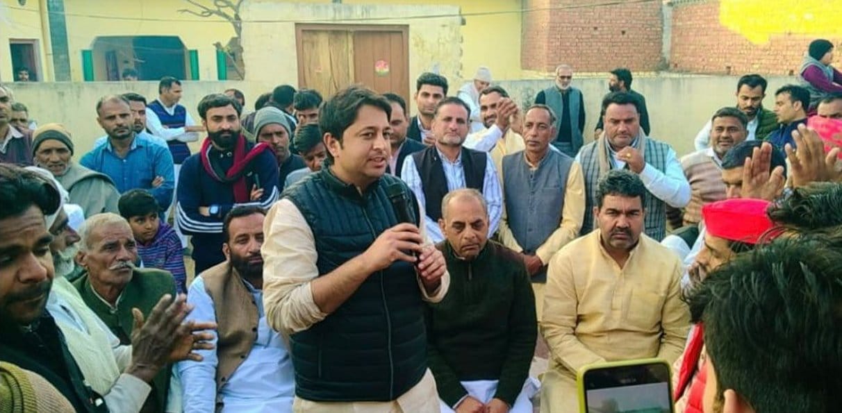 गंगोह सीट से सपा प्रत्याशी चौधरी इंद्रसेन के समर्थन में सिंहखेड़ा में चुनावी सभा को संबोधित करत?