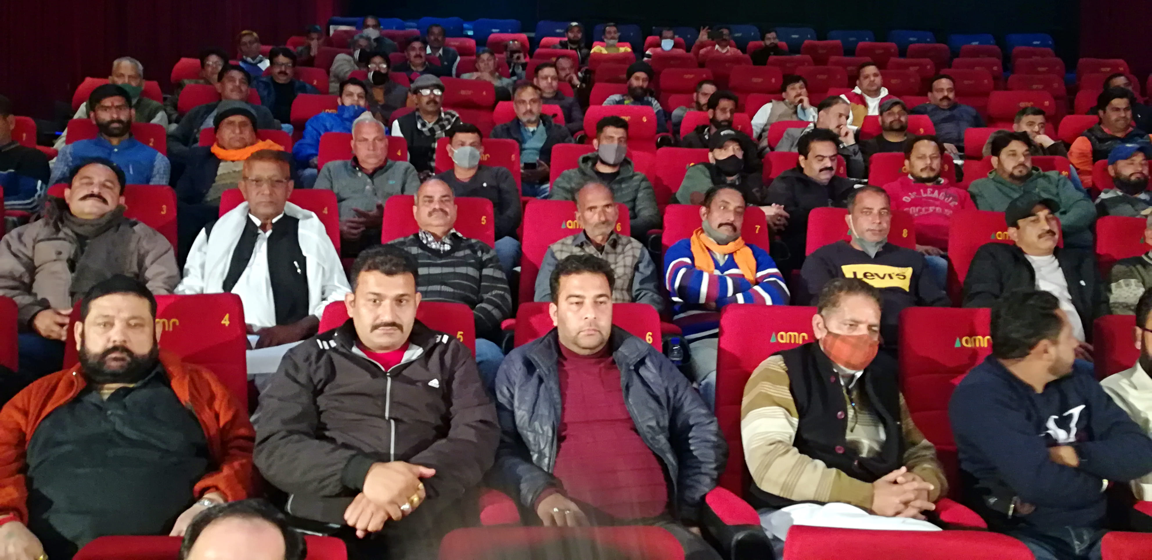 अन्य सांस्थाओं के सदस्य सहित पूर्व विधायक ने परिसीमन आयोग का ध्न्यवाद किया अन्य सांस्थाओं के सदस्य सहित पूर्व विधायक ने परिसीमन आयोग का ध्न्यवाद किया