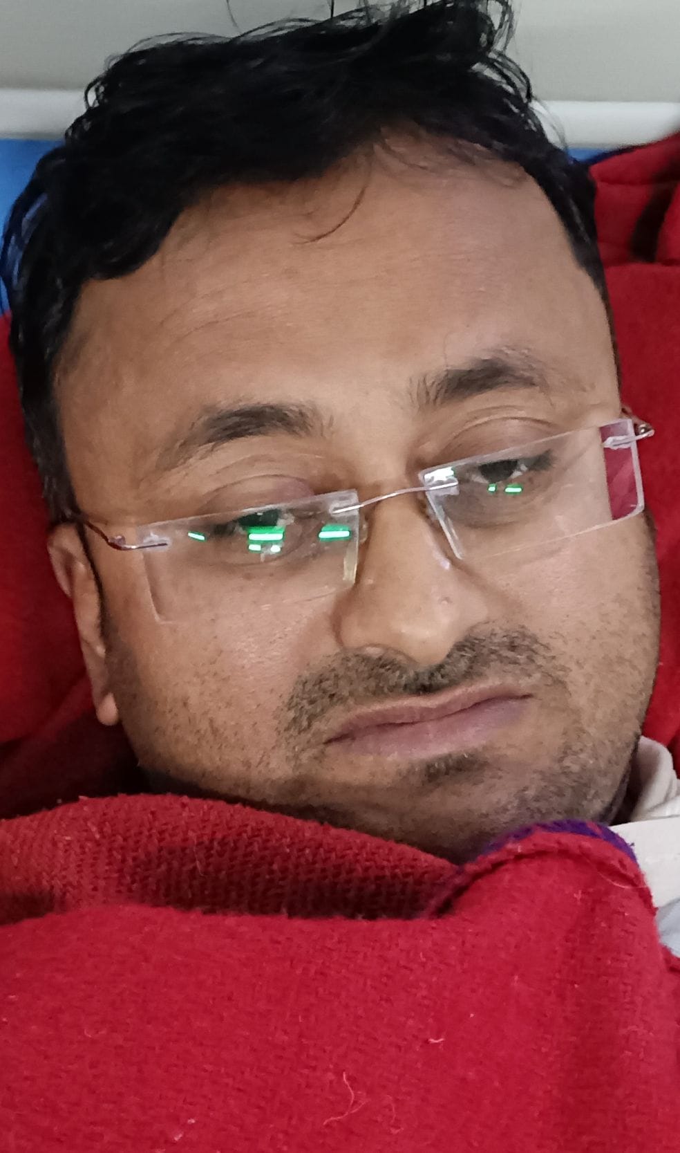 जिला अस्पताल में भर्ती घायल दीपक साहू। संवाद जिला अस्पताल में भर्ती घायल दीपक साहू। संवाद