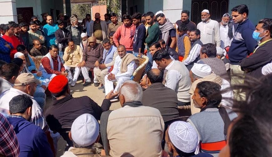 मुजफ्फरनगर : दधेड़ू खुर्द में मृतक बच्चों के परिजनों को सांत्वना देने पहुंचे केंद्रीय राज्यमंत् मुजफ्फरनगर : दधेड़ू खुर्द में मृतक बच्चों के परिजनों को सांत्वना देने पहुंचे केंद्रीय राज्यमंत्