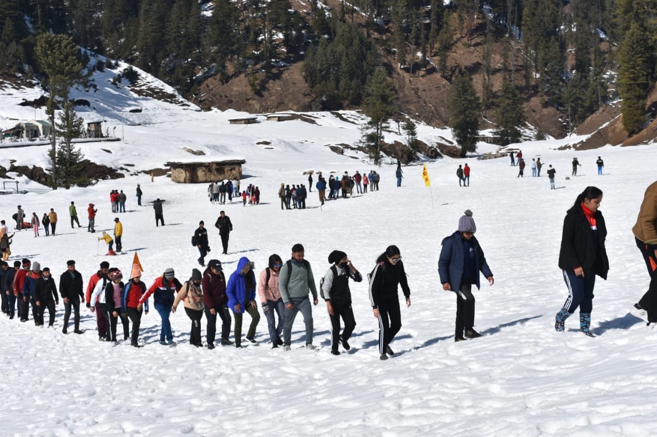 भद्रवाह में आयोजित विंटर कार्निवल भद्रवाह में आयोजित विंटर कार्निवल