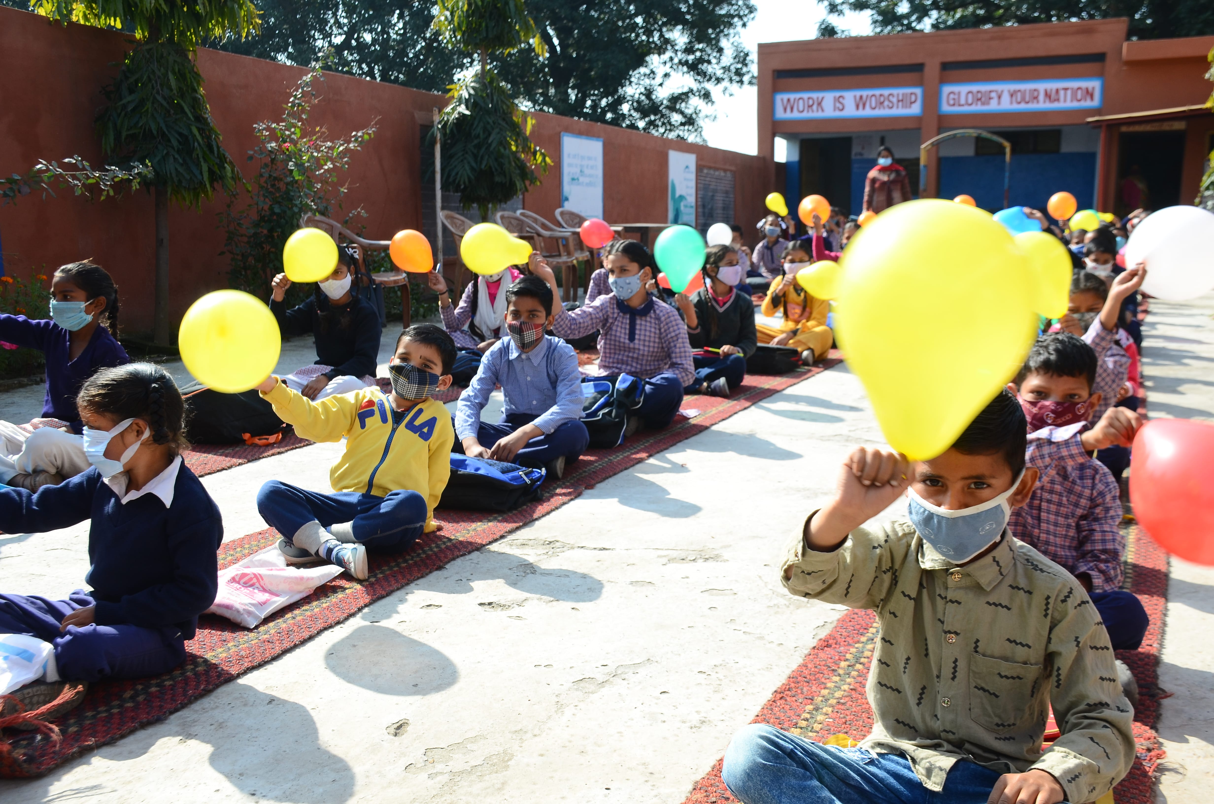 खोख्याल के सरकारी स्कूल में उपस्थित हुए बच्चे। संवाद खोख्याल के सरकारी स्कूल में उपस्थित हुए बच्चे। संवाद