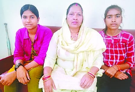 अनुराग का परिवार। अनुराग का परिवार।