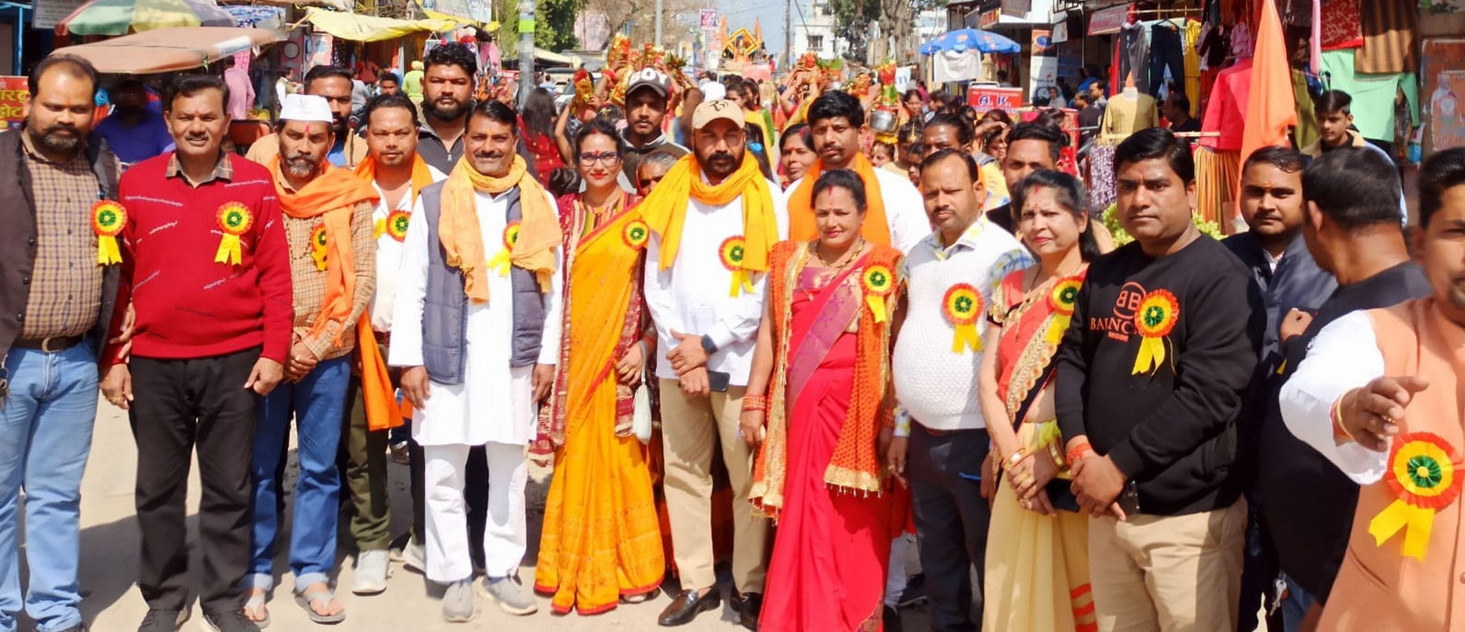सितारगंज में कलश शोभा यात्रा का स्वागत करते कांग्रेस के विधानसभा प्रत्याशी नवतेज पाल सिंह, पालि? सितारगंज में कलश शोभा यात्रा का स्वागत करते कांग्रेस के विधानसभा प्रत्याशी नवतेज पाल सिंह, पालि?