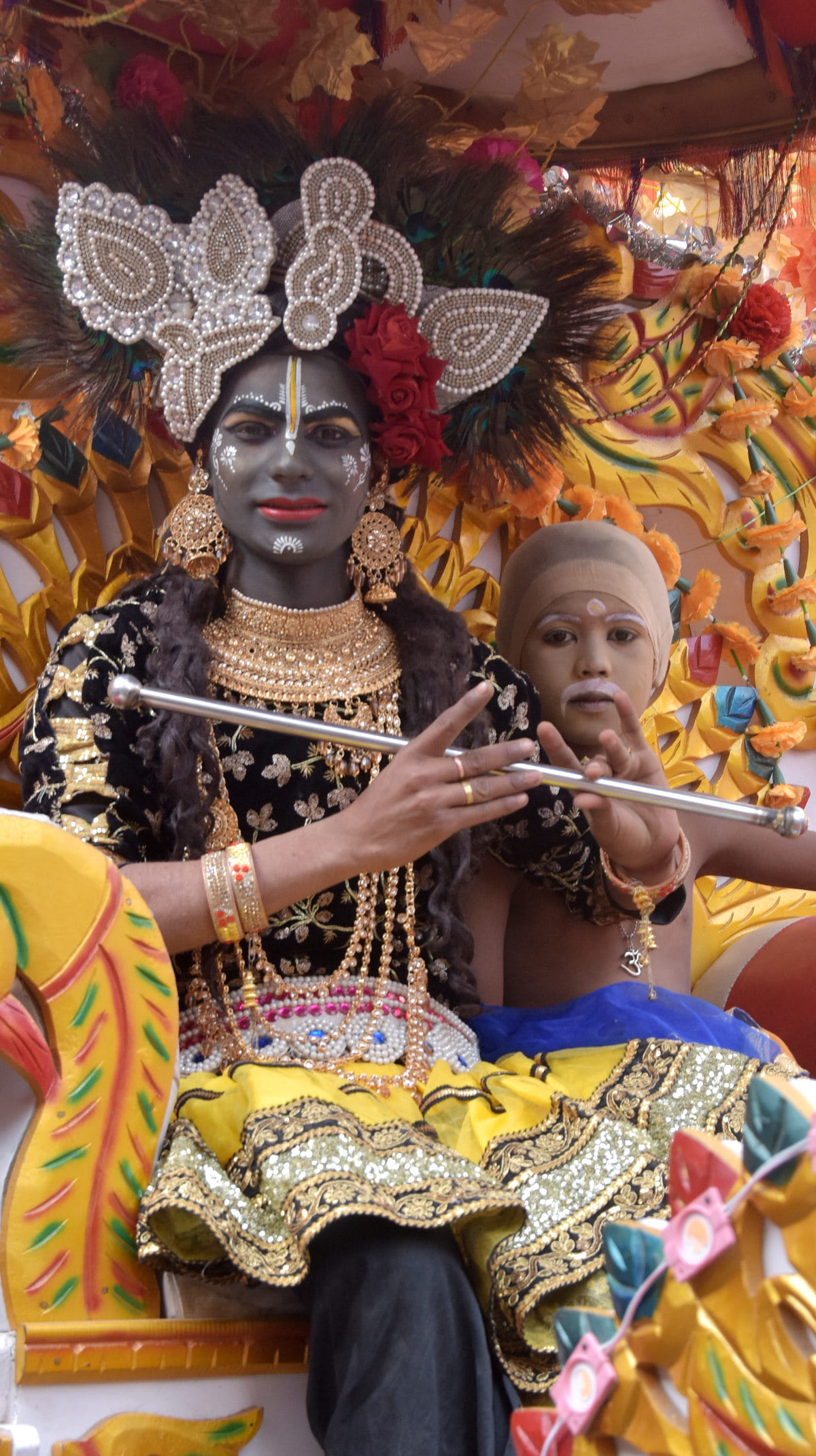 शिवरात्रि पर रानी बाजार स्थित पातालेश्वर महादेव मन्दिर से निकली शोभायात्रा में सजी कृष्णा सुदा? शिवरात्रि पर रानी बाजार स्थित पातालेश्वर महादेव मन्दिर से निकली शोभायात्रा में सजी कृष्णा सुदा?