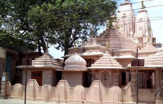 बड़ौत का पंचवटी मंदिर। बड़ौत का पंचवटी मंदिर।