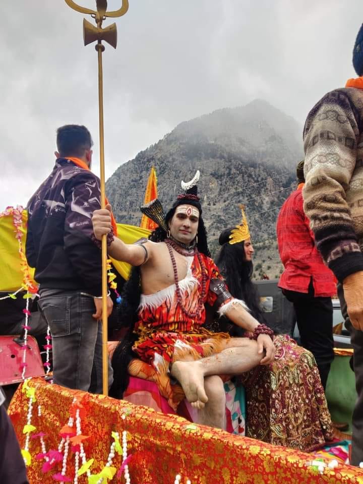 फोटो...किश्तवाड़ के उपमंडल पाडर में शिव पार्वती की शोभा यात्रा फोटो...किश्तवाड़ के उपमंडल पाडर में शिव पार्वती की शोभा यात्रा