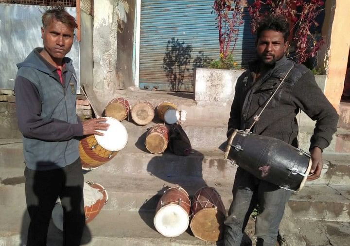 Penjualan Dholak Di Bageshwar – Sekarang Dholak dijual jauh lebih sedikit di Holi daripada sebelumnya