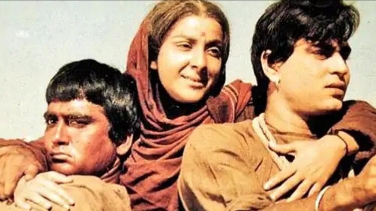 Shamshera: चेहरे पर चोटों के निशान, काला कुर्ता, लम्बे बाल...शमशेरा से पहले इन फिल्मों में देखिए डाकुओं का लुक मदर इंडिया