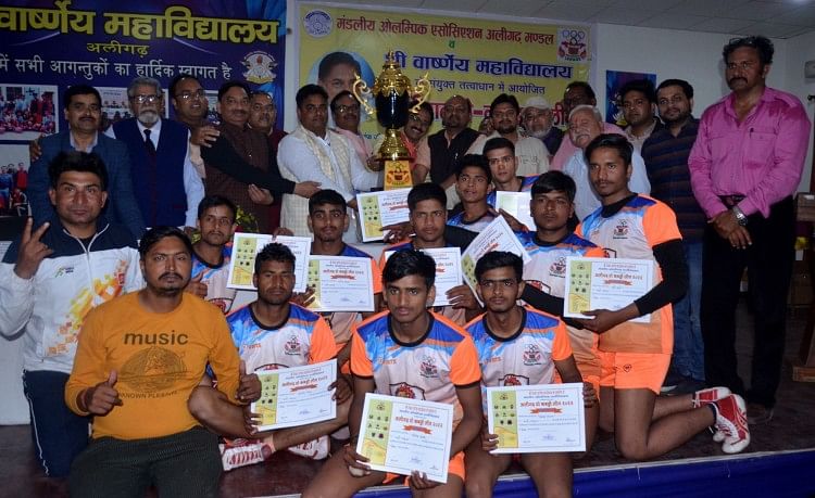 Charra Lion devient championne de la ligue Aligarh Pro Kabaddi – Aligarh : Charra Lion devient championne de la ligue Aligarh Pro Kabaddi
