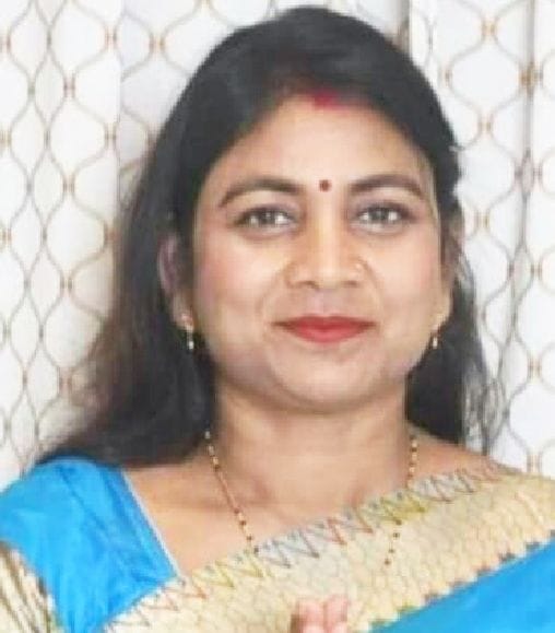 तिलहर विधान सभा की भाजपा प्रत्याशी सालोना  कुशवाहा ।