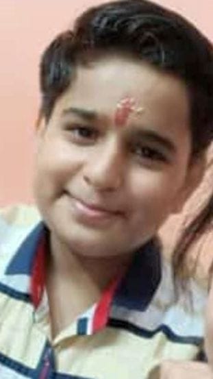 आयुष अरोरा, छात्र, हाईस्कूल