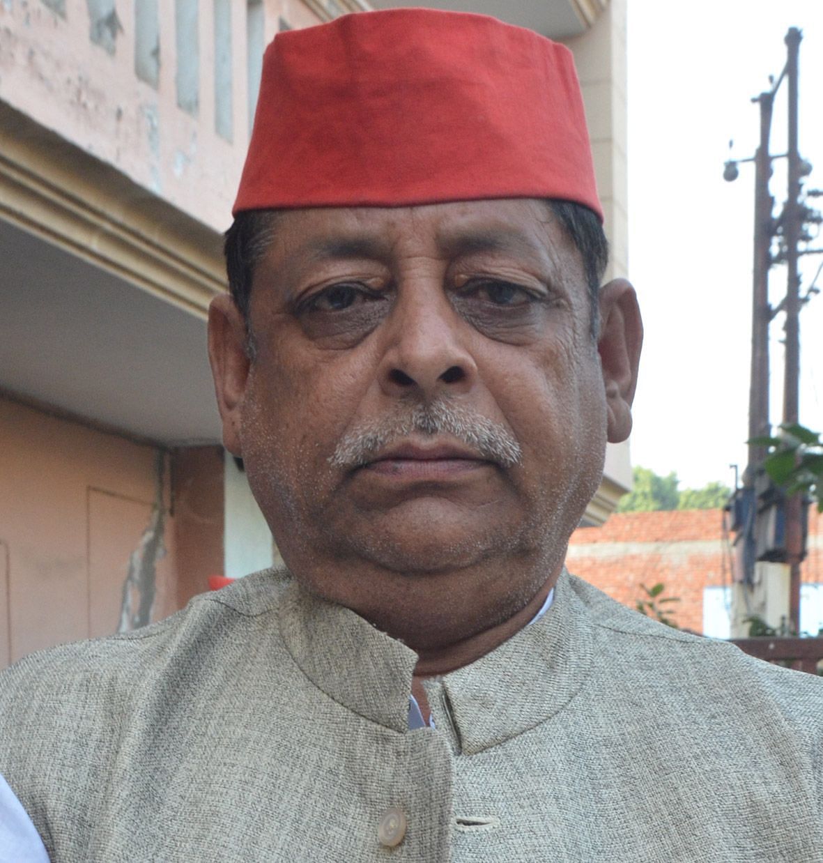 Président du district SP Girish Yadav.
