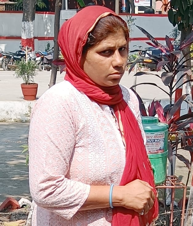 बिजनौर में डबल मर्डर की पकड़ी गई आरोपी।