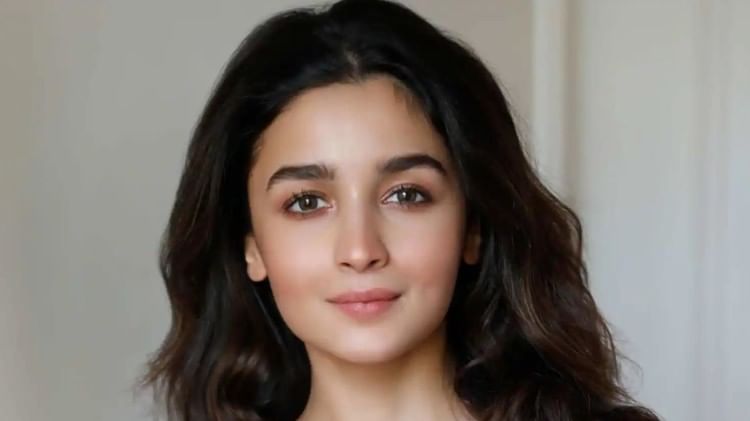 आलिया भट्ट