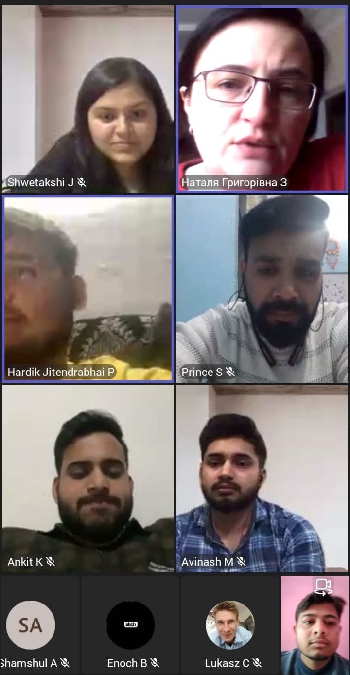 फोटो-38- ऑन लाइन पढ़ाई करता फरहान फोटो-38- ऑन लाइन पढ़ाई करता फरहान