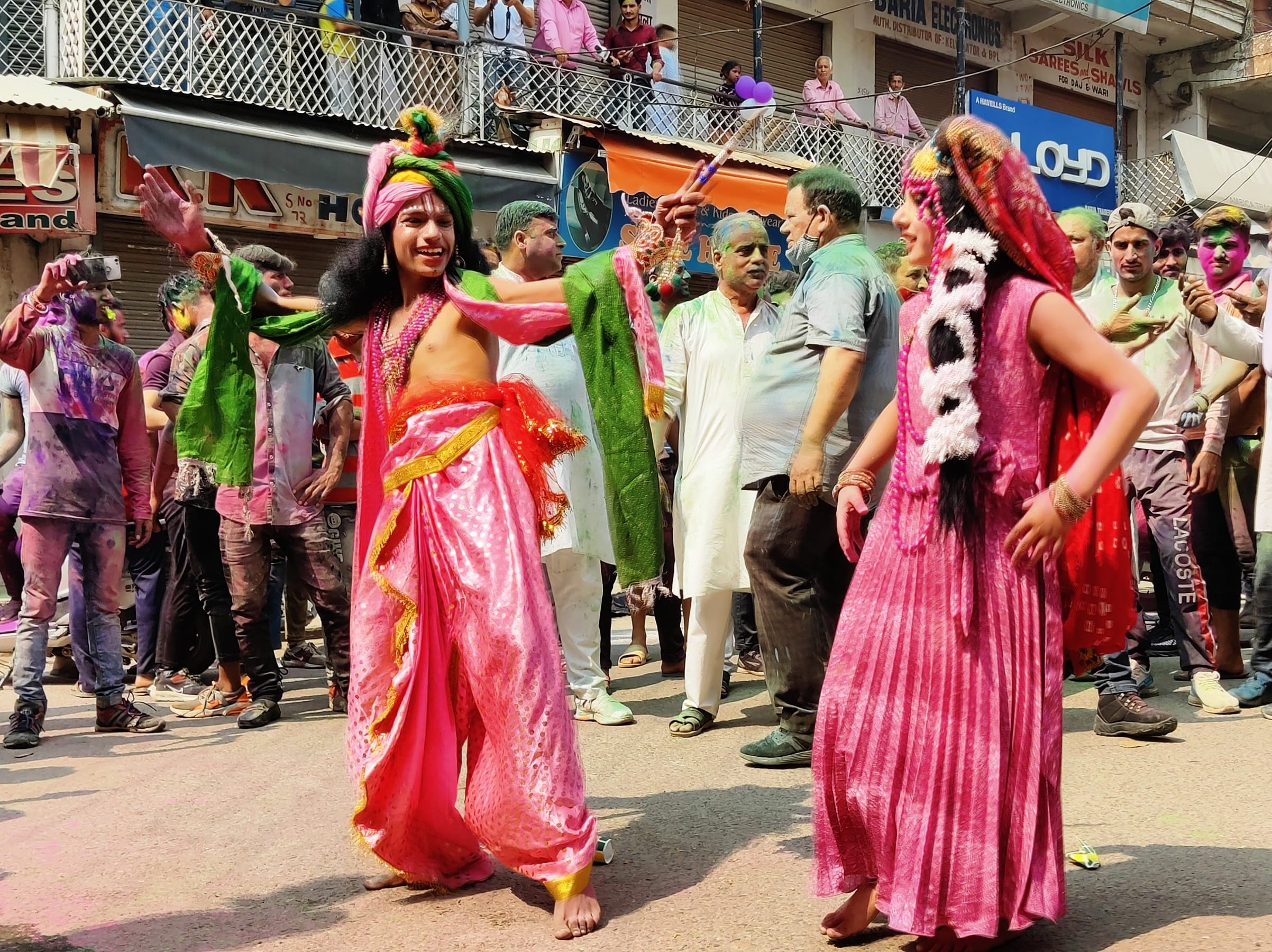 उधमपुर: होली पर निकाली गई झांकियां.