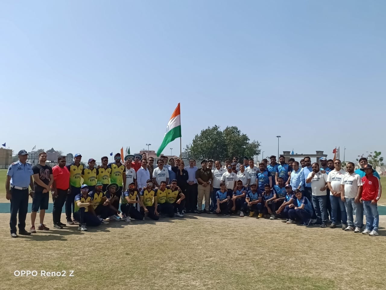 5 नंवर मुकावले से पहले दोनो टीमे 6 नंवर मुकावला जीतने के वाद खिलाड़ा व अन्य नाचते हुए 7 नंवर जीत के व? 5 नंवर मुकावले से पहले दोनो टीमे 6 नंवर मुकावला जीतने के वाद खिलाड़ा व अन्य नाचते हुए 7 नंवर जीत के व?
