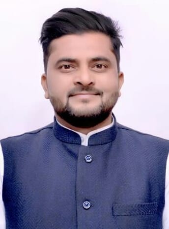 खतौली के गांव भूड का प्रधान हाजी हारून।