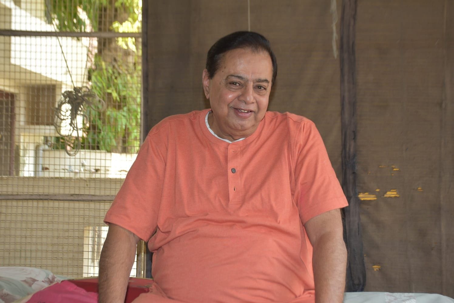 जानकारी देते राजेश द्विवेदी