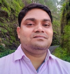 नजीबाबाद - प्रबंधक सुभाष।