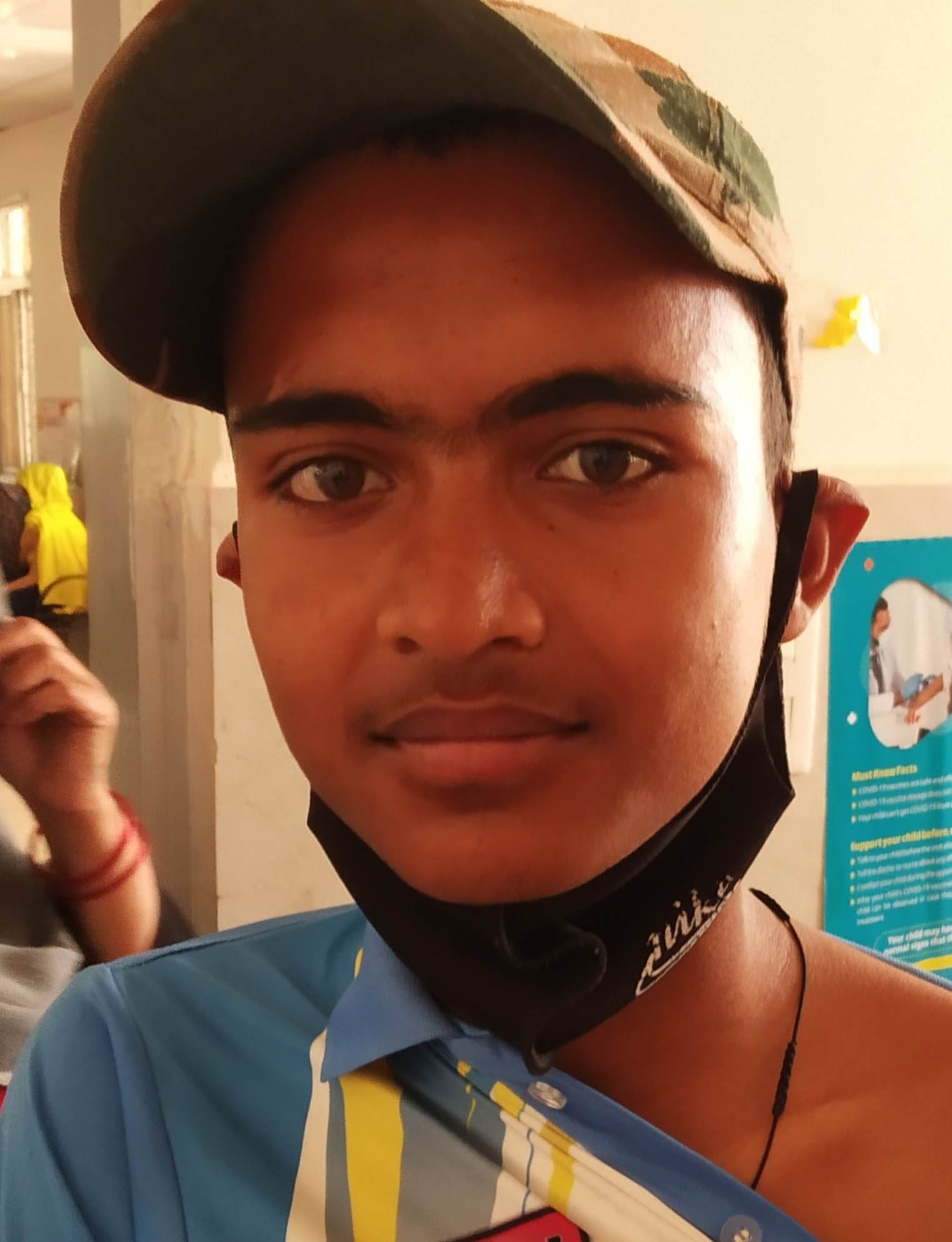  विवेक यादव।