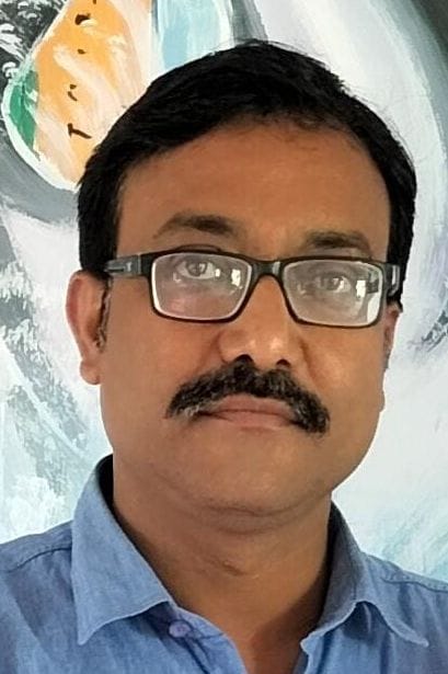 ब्रजेश कुमार विमल, प्रधानाध्यापक, राजकीय आदर्शन विद्यालय चैती फार्म।