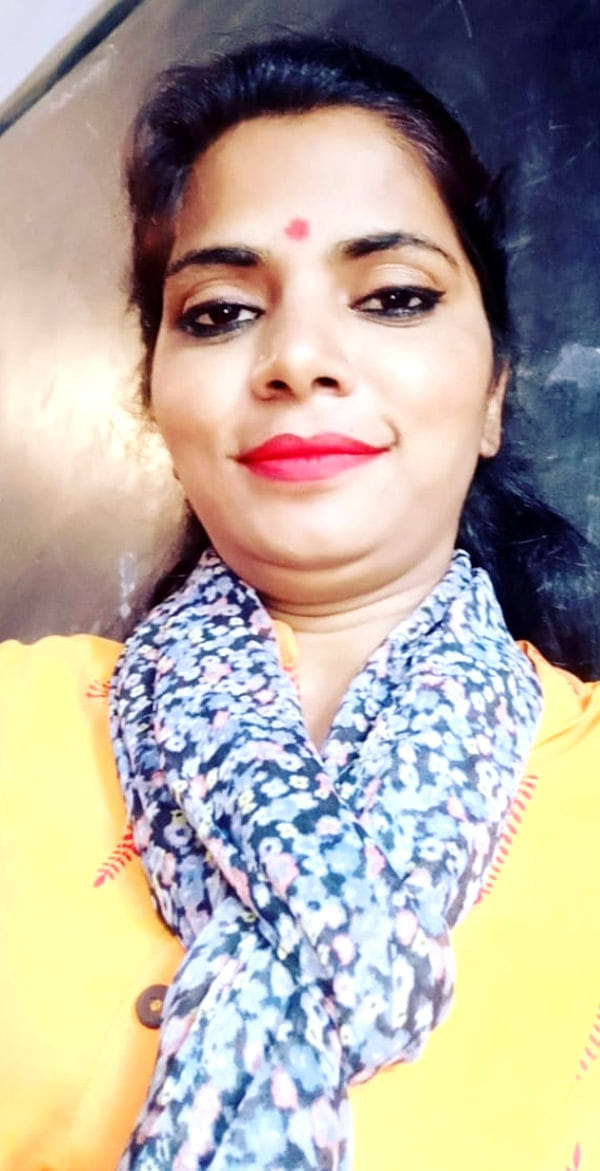 शिक्षिका अंजली।