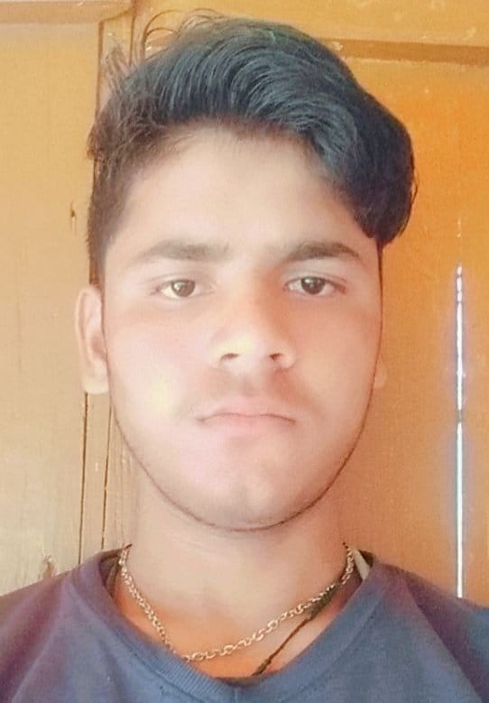 छात्र करण। छात्र करण।