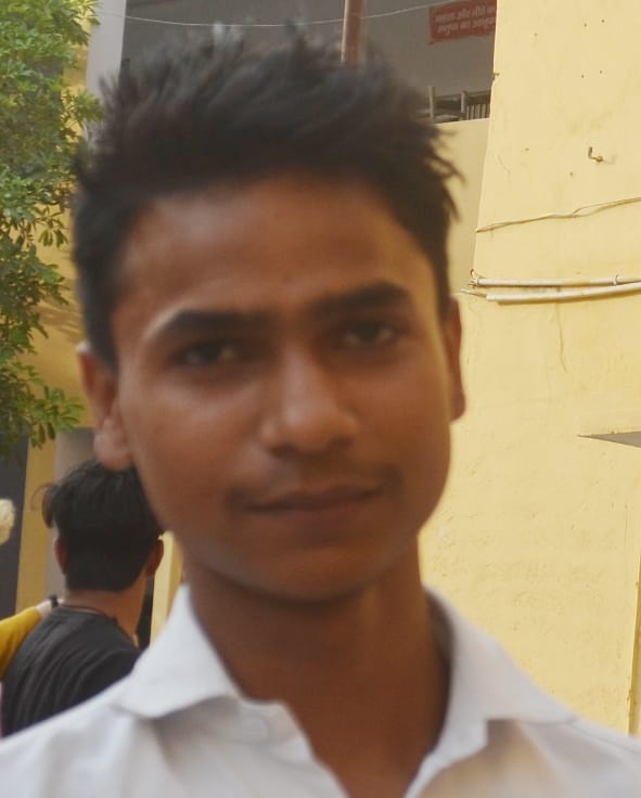 छात्र मुकुल छात्र मुकुल