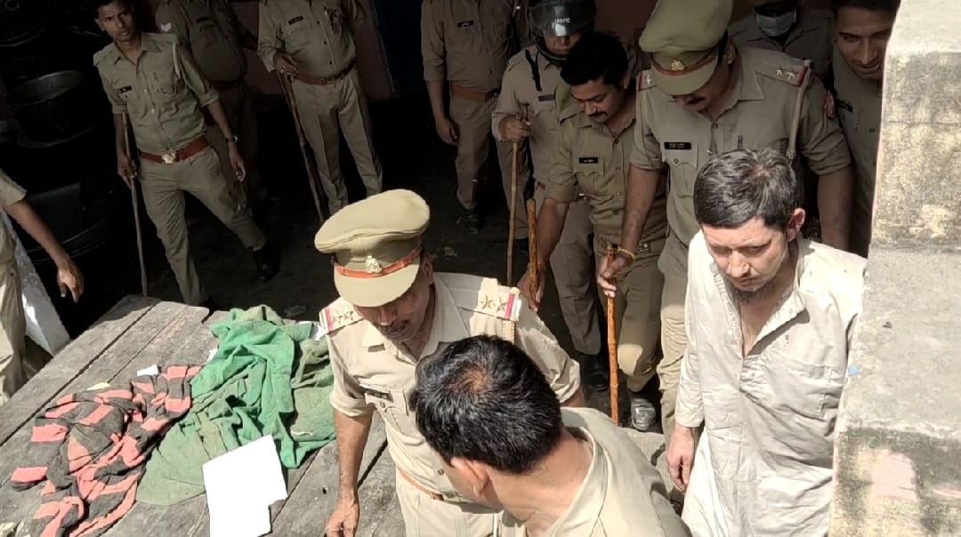 मुजफ्फरनगर : तितावी बघरा में मंदिर में मूर्ति खंडित करने का आरोपी पुलिस गिरफ्त में।