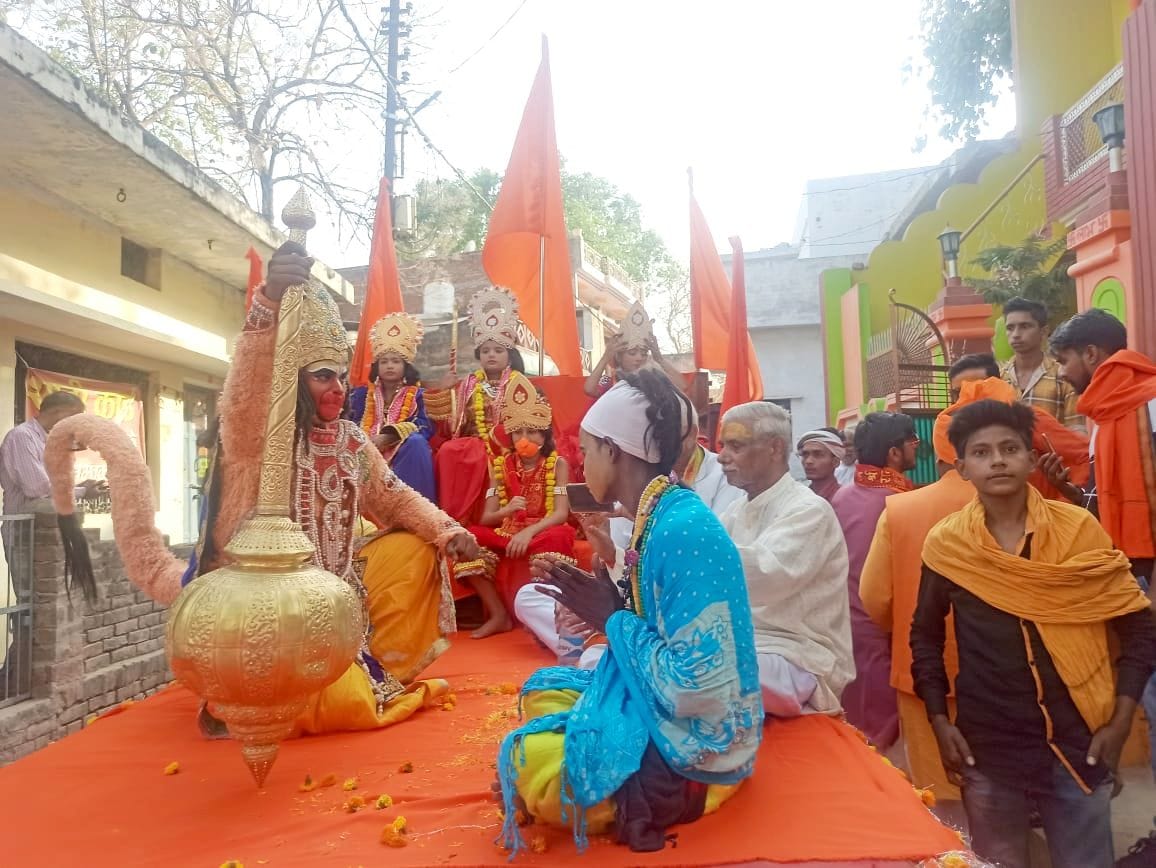 राजापुर में रामनवमी पर निकले रामदल में सजी झांकी। संवाद राजापुर में रामनवमी पर निकले रामदल में सजी झांकी। संवाद